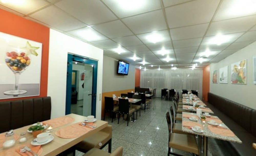 Christina Hotel Colónia